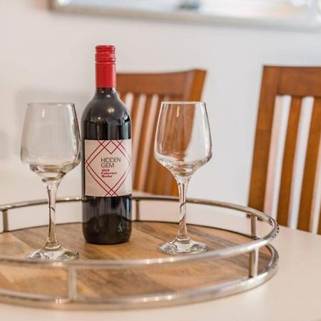 Alexandra Headland Resort With Stylish Stays Eksteriør bilde